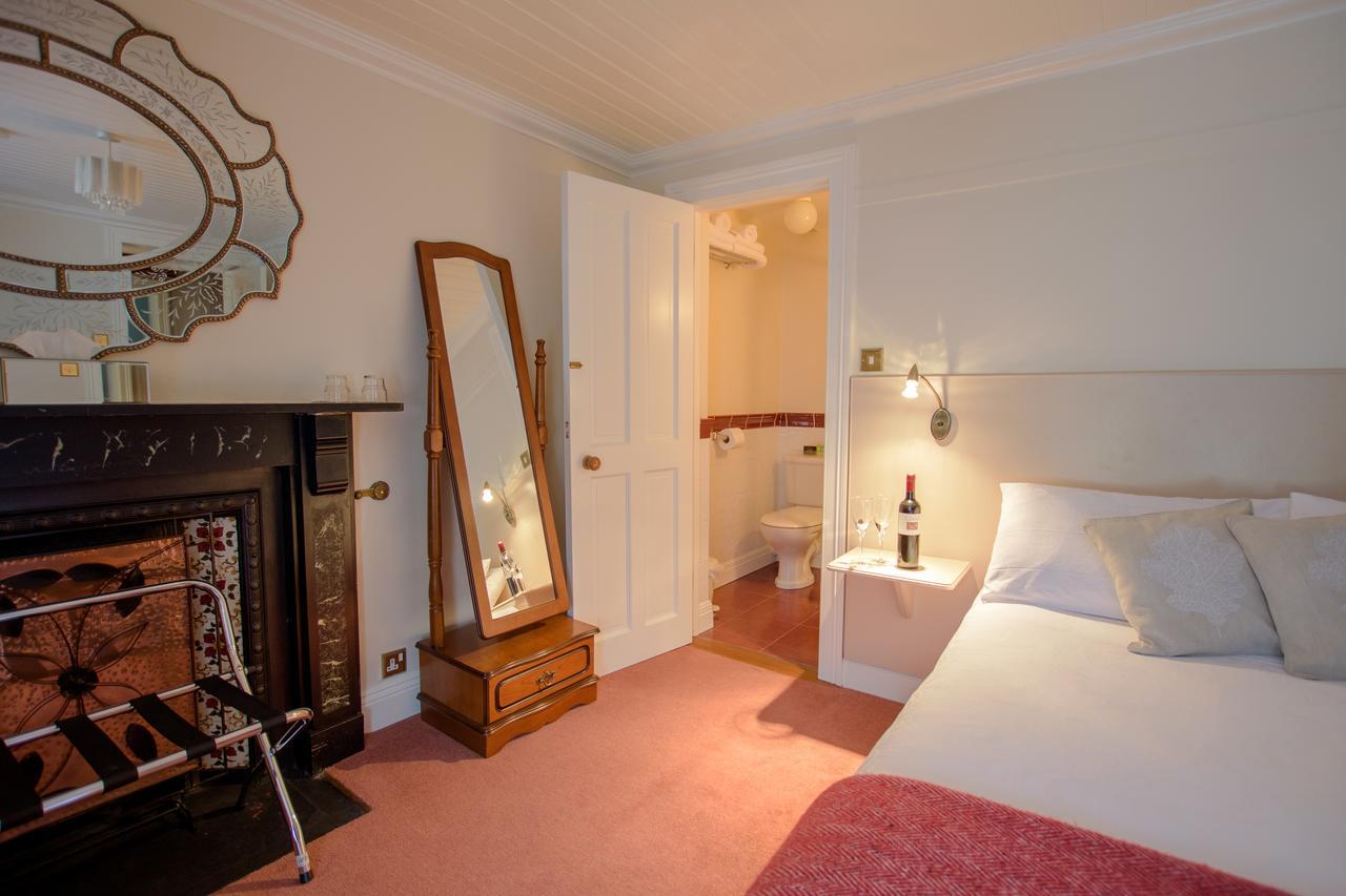 Brennan'S Accommodation Glenties Exterior photo