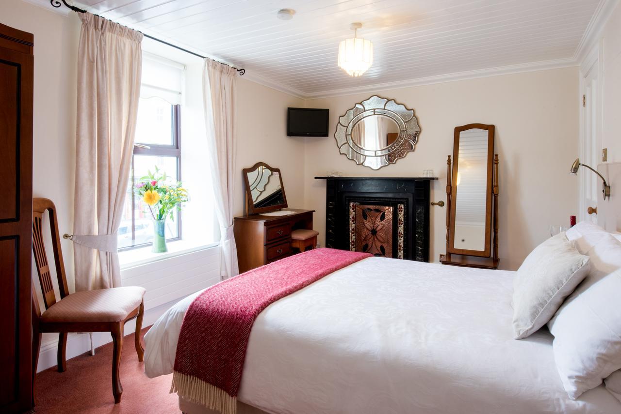 Brennan'S Accommodation Glenties Exterior photo